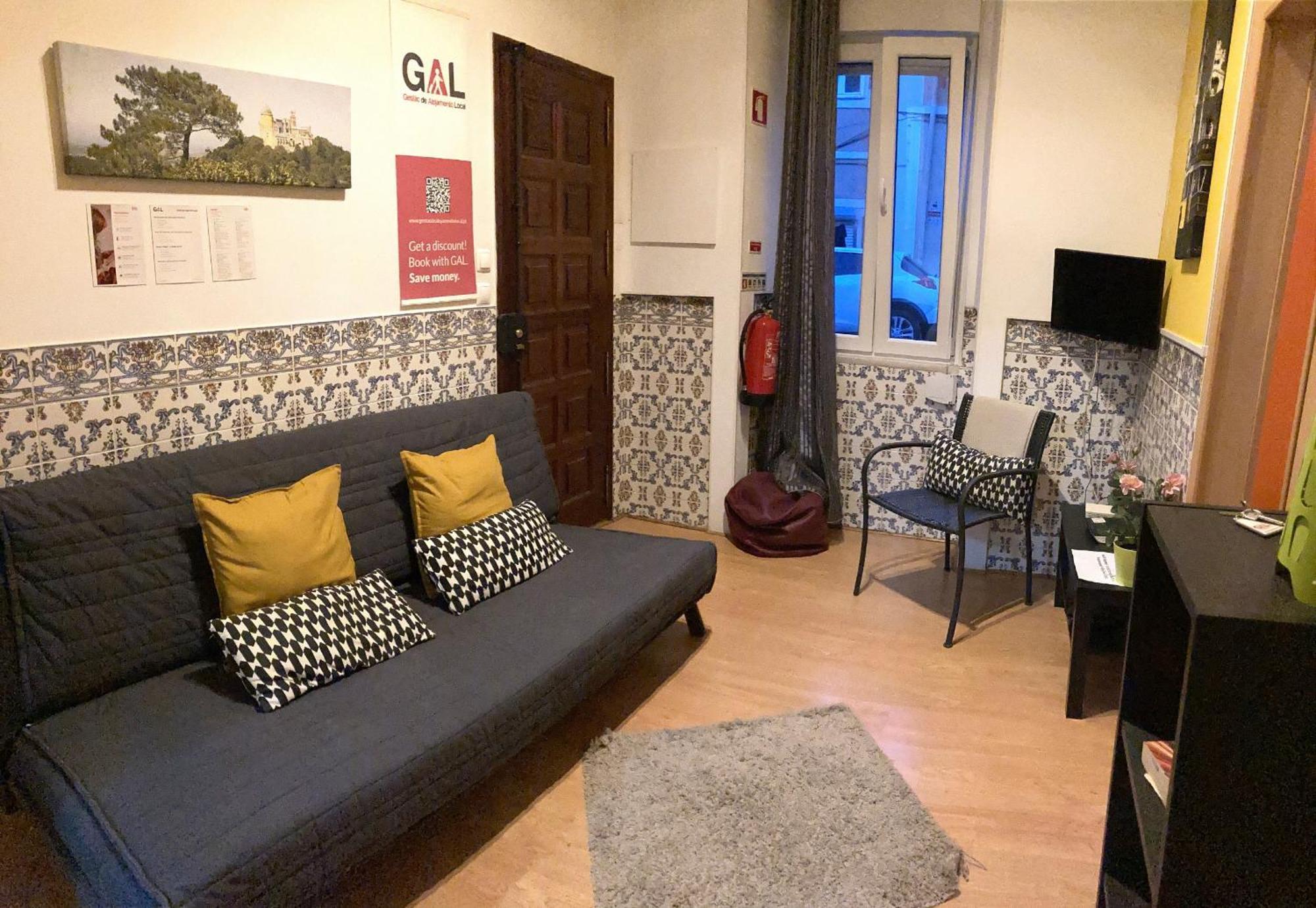 Lisbon T2 Apartment In Typical Villa In Sapadores Lisboa Eksteriør bilde